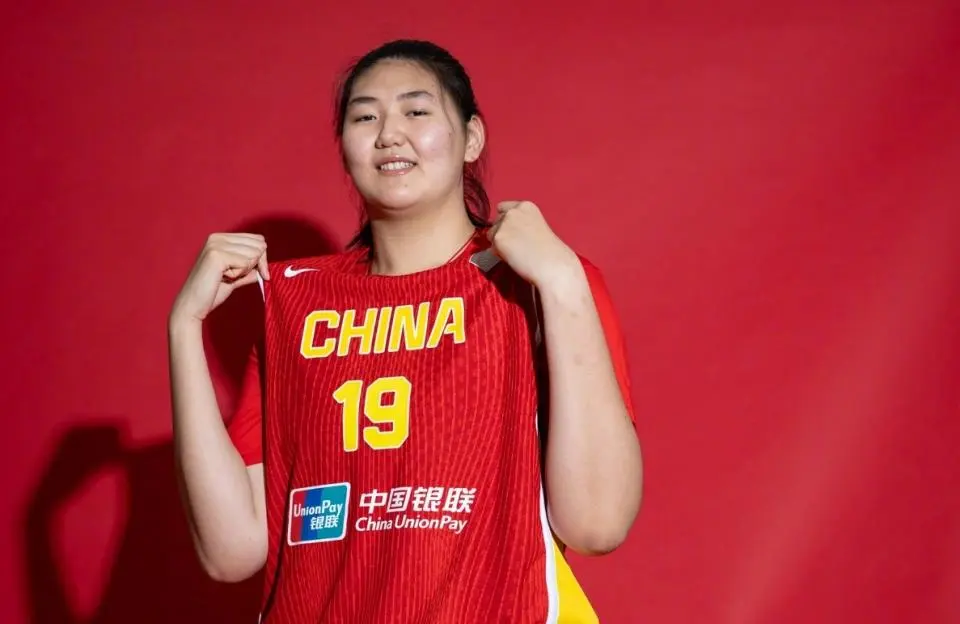 女篮新星张, 杯交出, 队与不止一