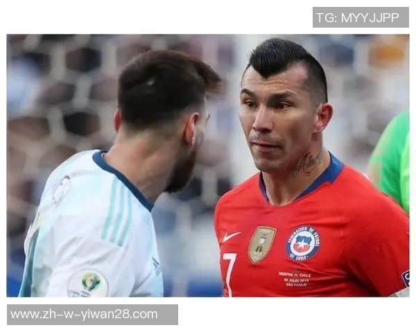 足球之夜特别节目聚焦球星深度访谈与赛场背后的故事